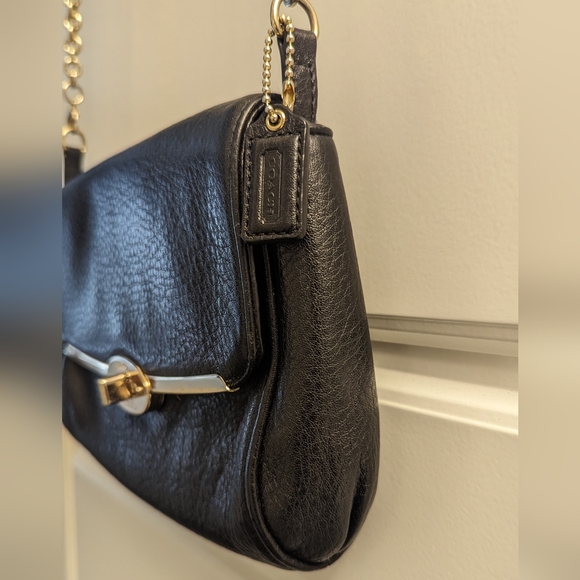 Coach - Madison - Crossbody / Clutch - Picture 3 of 9